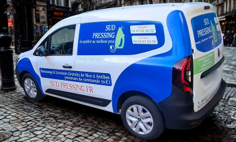 Véhicule de livraison Sud Pressing – ramassage et livraison de linge entre Nice et Antibes